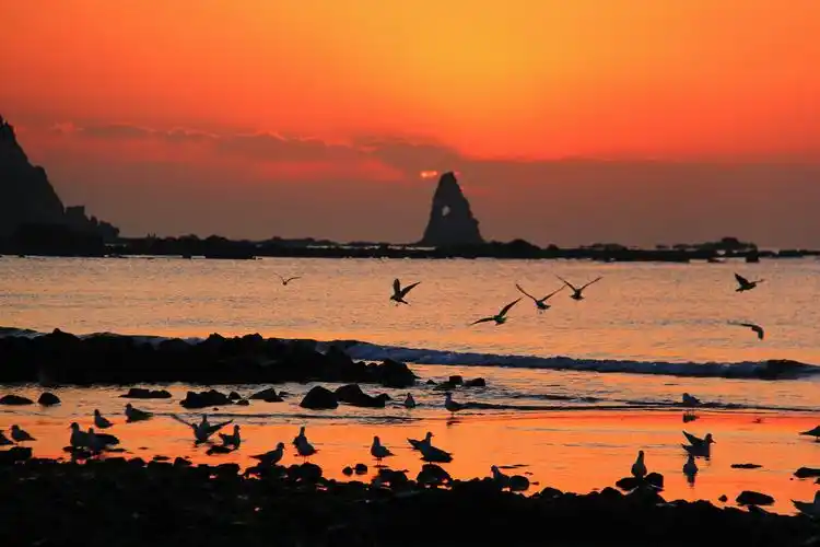 青岛石老人日出随拍——缘来有你!