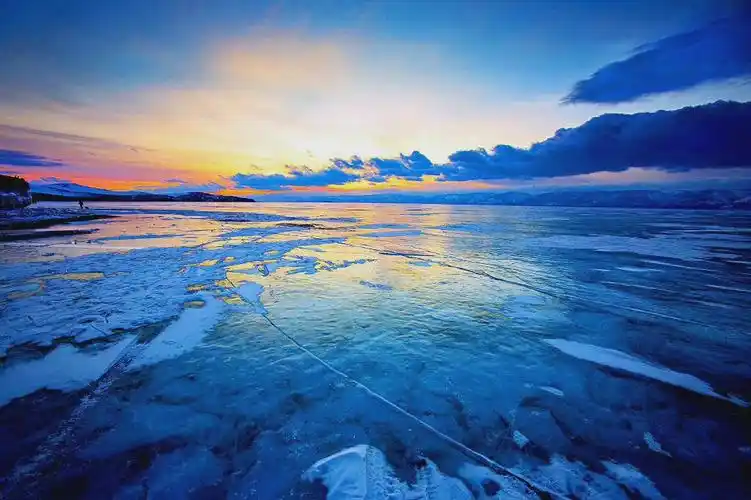 贝加尔湖的鱼有多大,真实的贝加尔湖图片