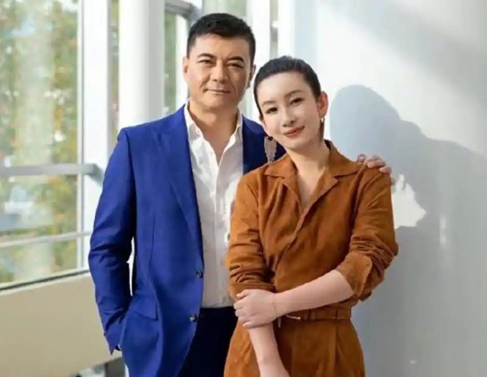 原创王新军娶了秦海璐之后为何那么宠她还甘做她的出气筒