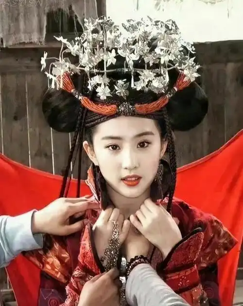 关于在仙剑奇侠传中刘亦菲饰演的赵灵儿