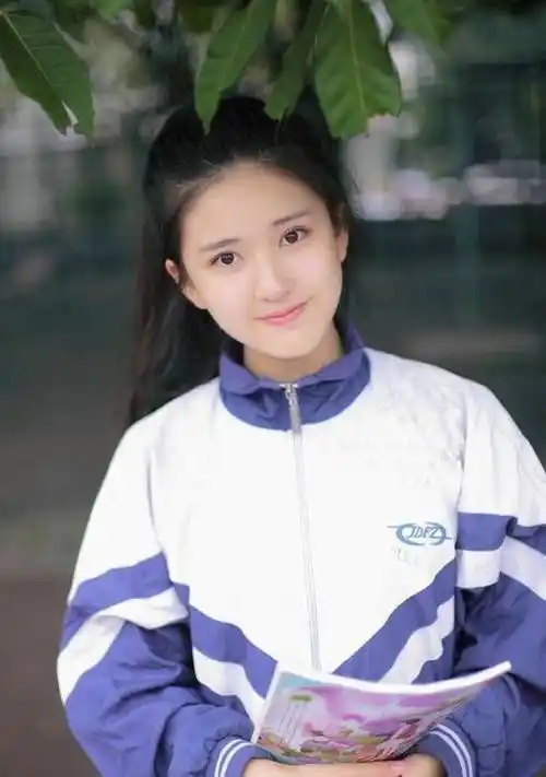 赵露思第七,迪丽热巴排第五,冠军打败杨紫,赵丽颖_图片_学生服_微博