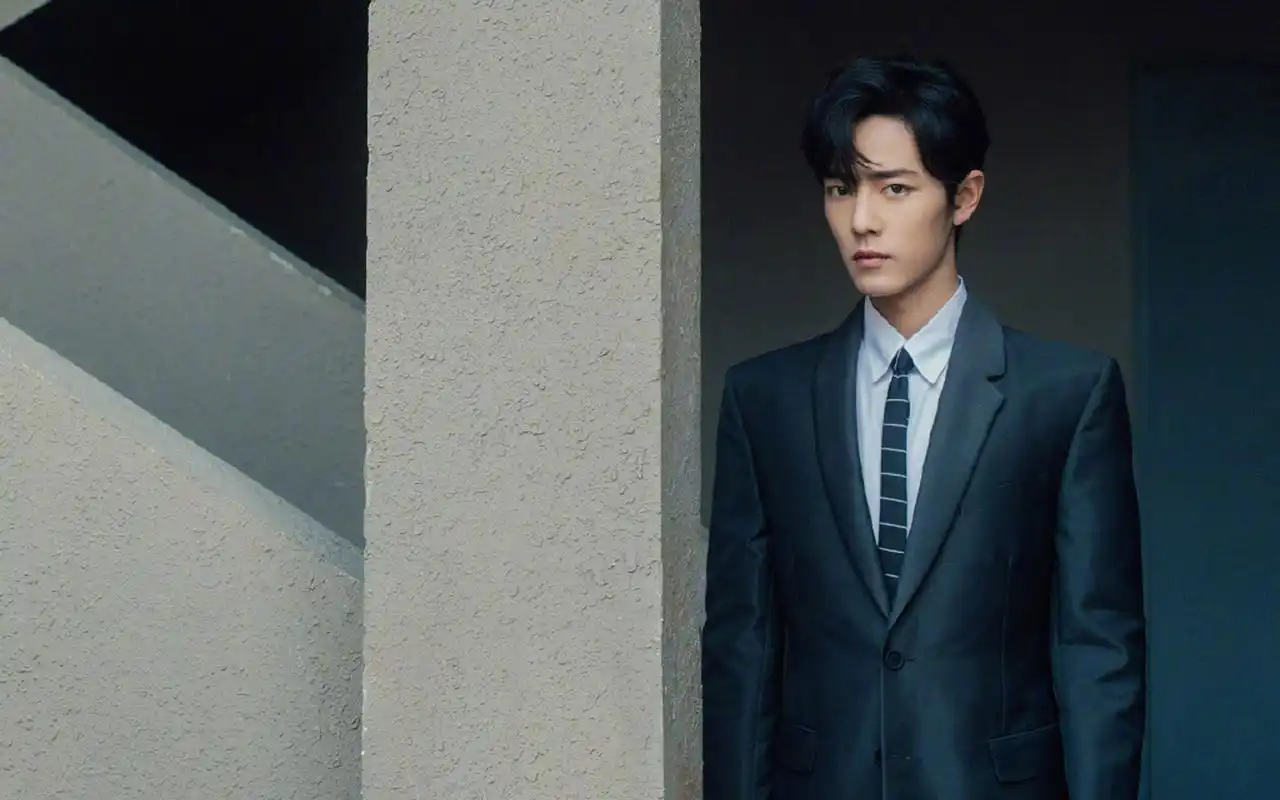 帅气有型肖战西服壁纸_最新的帅气肖战