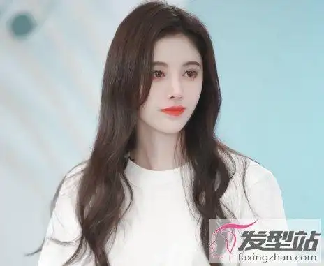 女生三七分发型适合什么脸型 这几个脸型轻松驾驭美爆了