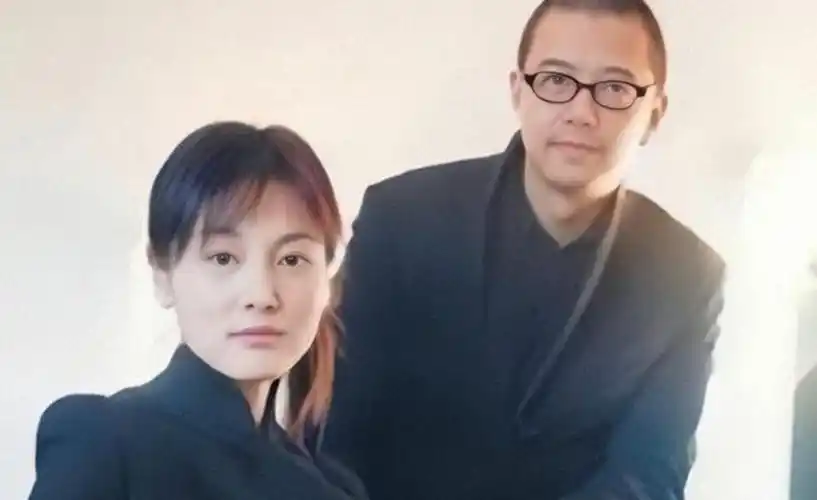 张延:嫁大5岁香港丈夫张锦程,婚后生一女,如今生活怎么样了?