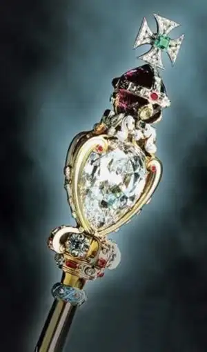 盘点世界上十大著名钻石 每个女人都梦寐以求!