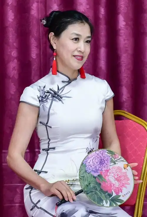 旗袍秀(模特:姗姗来迟)