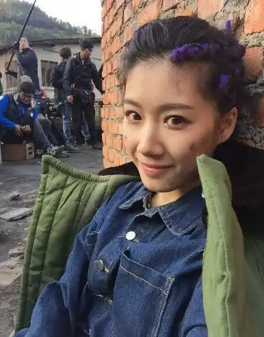 而王婷就曾经是横店无数个群众演员中的一位.