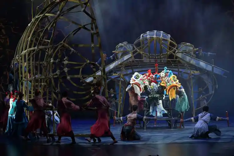 70分钟"全程高能",《醒狮美高梅》开启澳门首秀_舞剧_文化_演出