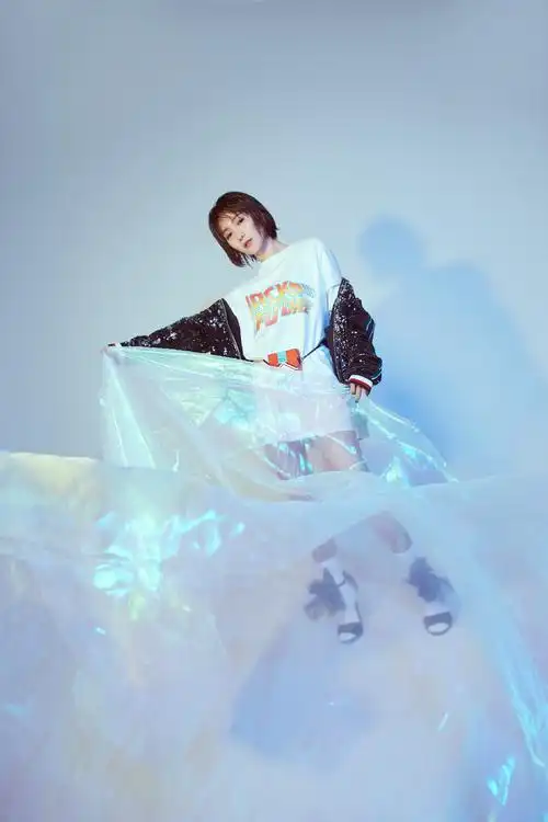 张嘉欣元气写真照片曝光 张嘉欣是谁怎么出道的