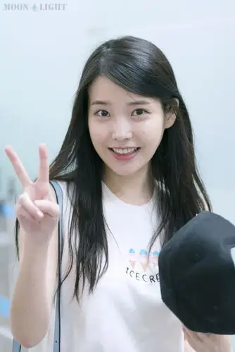 李知恩 iu