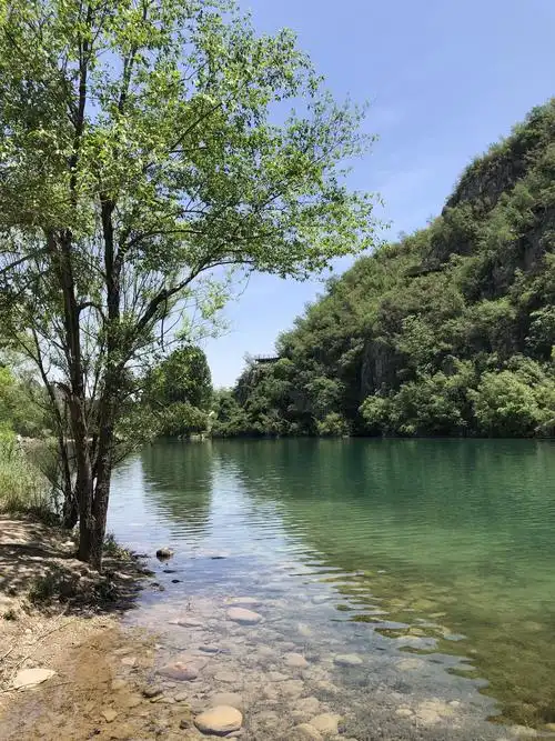 河水清澈见底,纯净甘甜,是华北地区唯一一条没有被污染的河流.