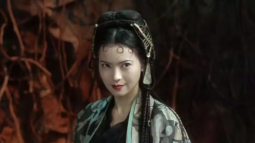 除了霸王硬上弓,曾志伟还性侵蓝洁瑛,而刘嘉玲早已知情?