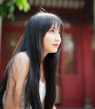 浪漫好看的新娘长发发型 新娘非常好看的长发发型