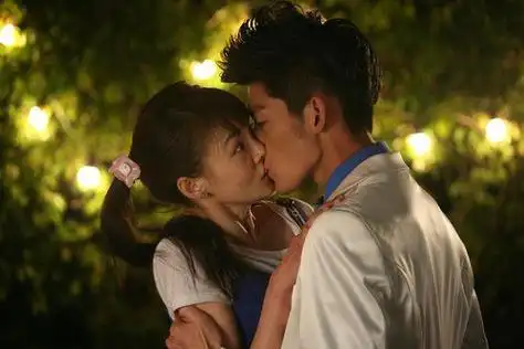 出来卖,抢到的粉丝说:衣服没有洗原汁原味|张翰|胡彦斌|恋情_网易订阅