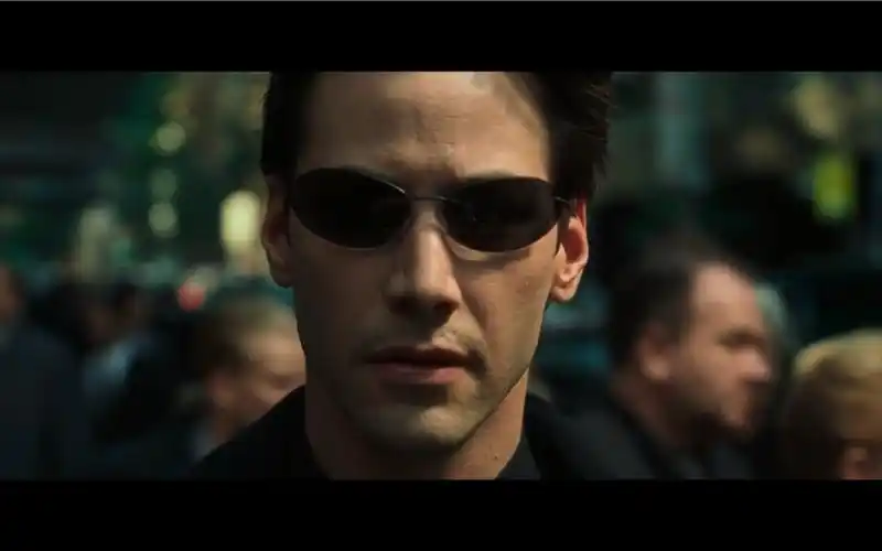 黑客帝国片尾neo的宣言基努李维斯帅爆