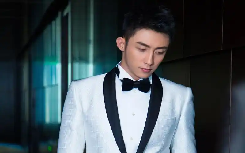 黄景瑜西装帅气写真图片桌面壁纸,大陆明星,高清,帅气,写真,演员,西装