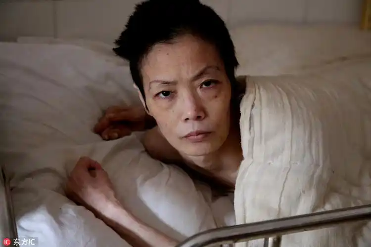 湖南临澧一女子患奇病三年卧床不起 其夫坚称妻子曾遭遇"咒语"