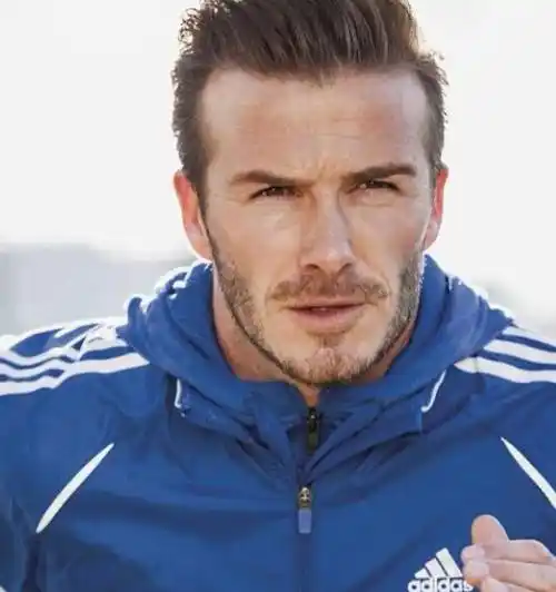 贝克汉姆没有夺取世界杯冠军,为何深受球迷喜爱?_人们_时尚_魅力