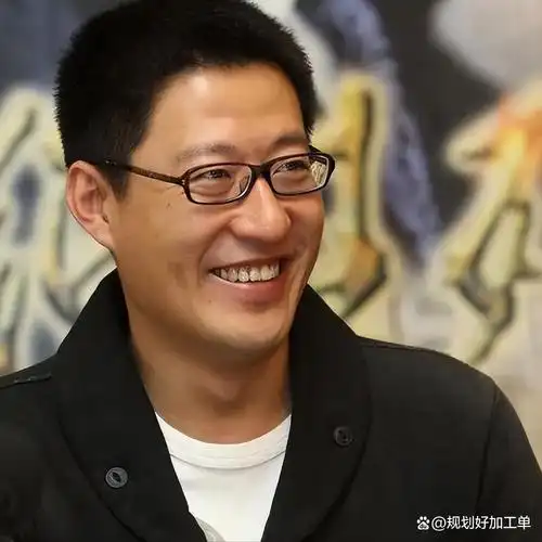 "马云飞"于震:家暴妻子流产,2婚娶小13岁娇妻,40岁生二胎