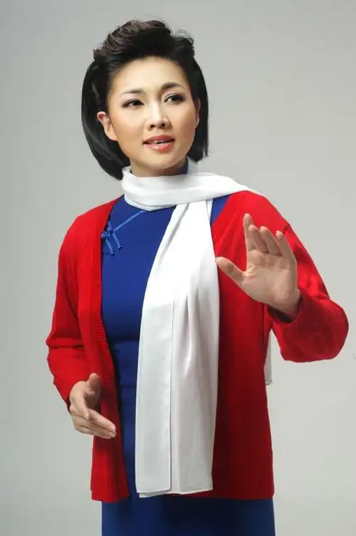 王莉再版发行歌剧江姐缅怀阎肃老师