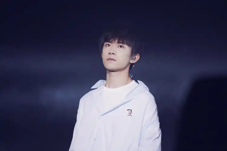 jacksonyee_千骑士团 易烊千玺 yyqx 1128