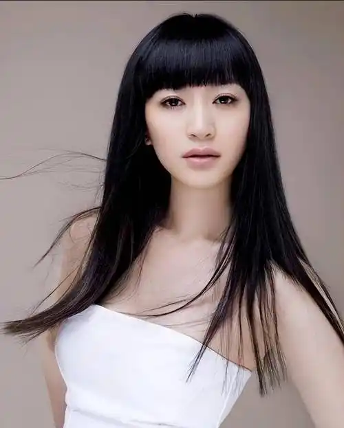 女神李小冉:优雅,才华与魅力兼具的女演员!_观众们_演技_角色