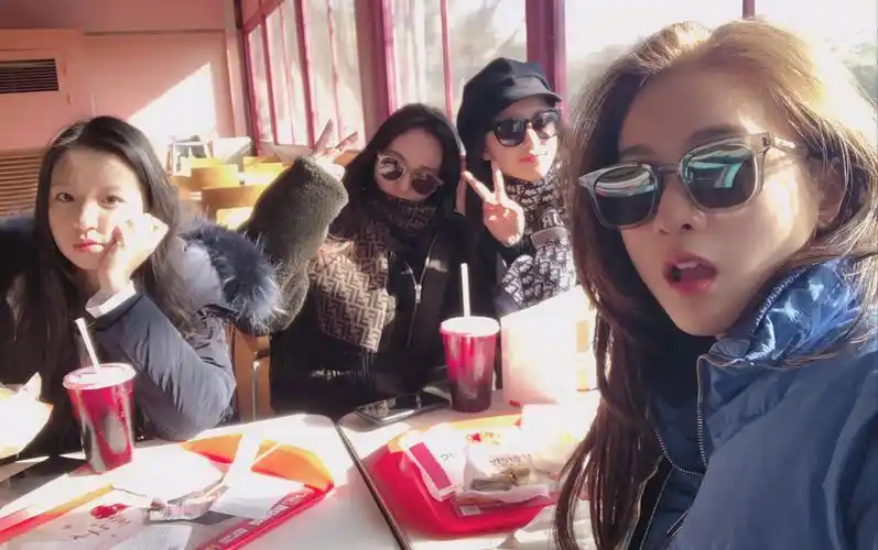 【张雪迎】【赵嘉敏】【程潇】三个美少女的日常