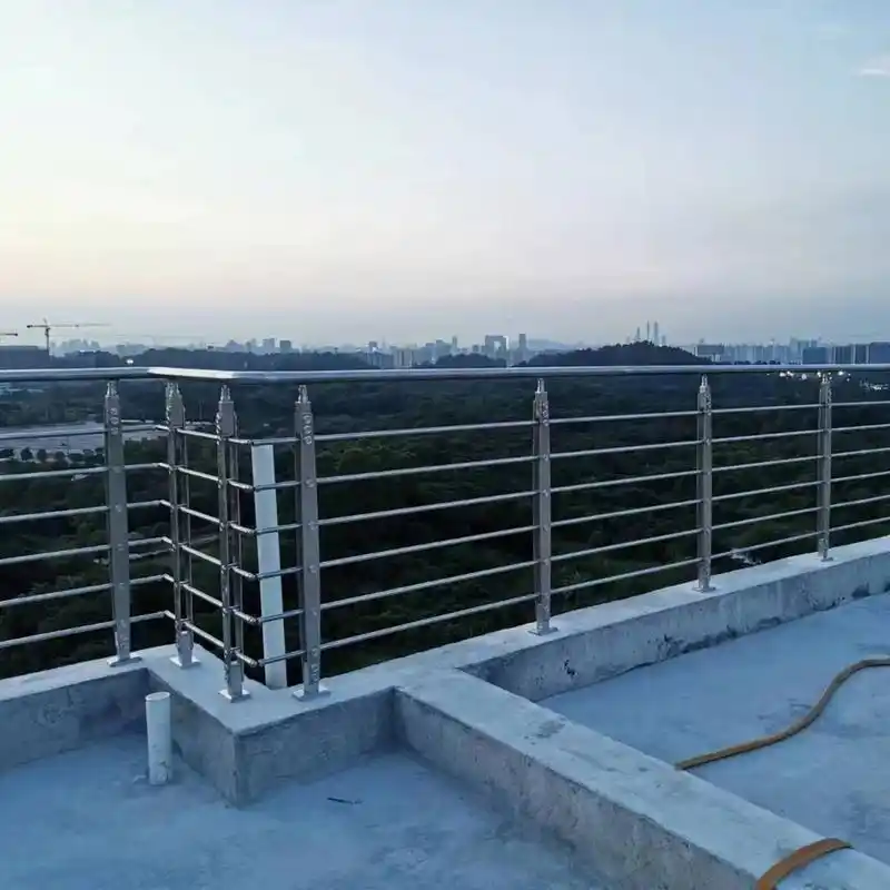 不锈钢拉丝阳台护栏 菱形穿拉丝阳台护栏 国标304材质,精细拉丝工艺