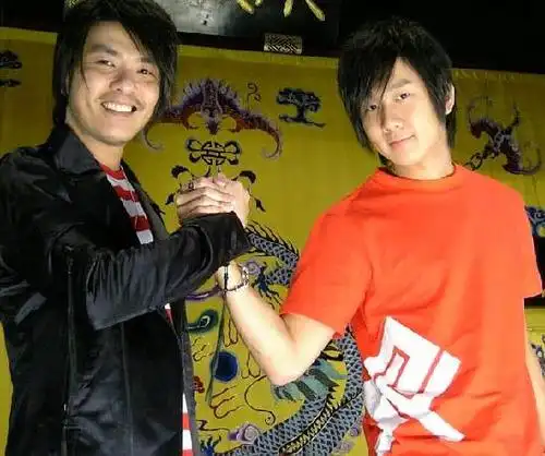 阿杜妻子正面照曝光 曾因压力大患恐慌症沉寂十年