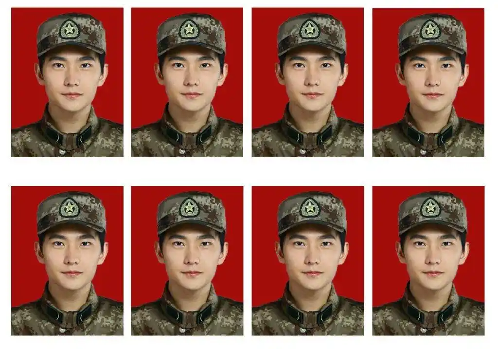 眼神里充满着希望光芒的军装少年似乎对于生活中所有一切都能微笑面对