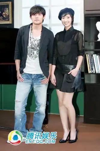 视频:周杰伦当导演"另有所图" 新片未