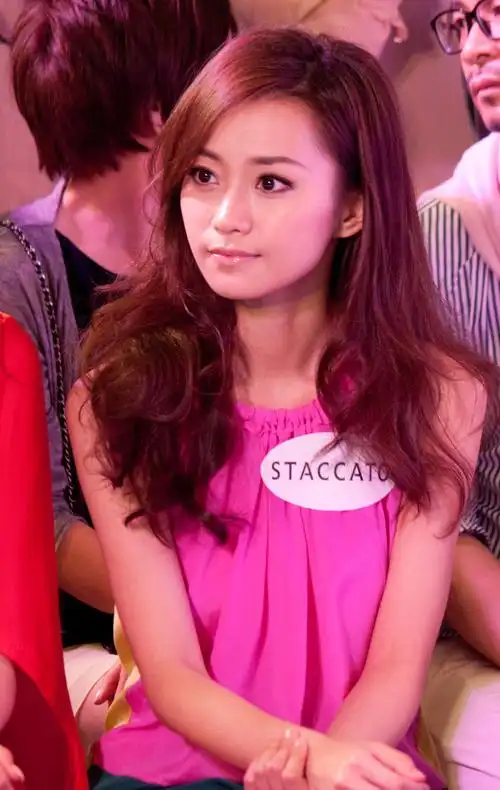 杨爱瑾写真图片