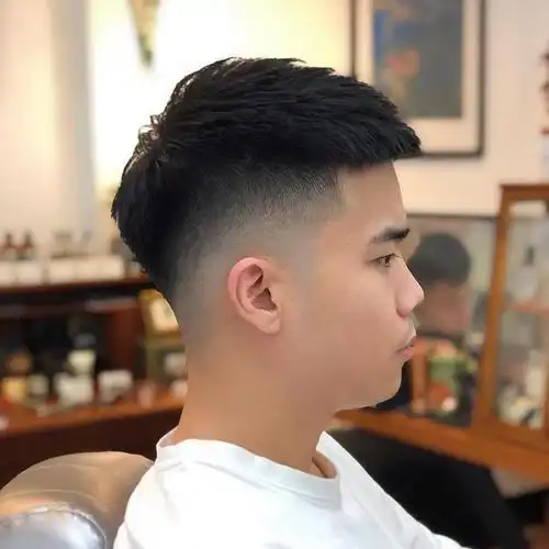 头发剪碎打薄更加轻盈