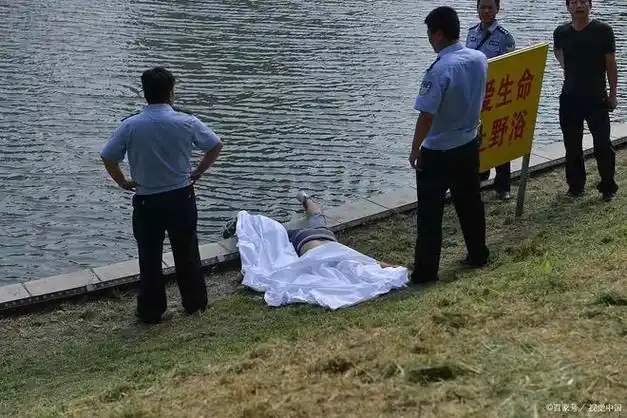 河南3男子奋力挽救跳河女子00后施救者不幸溺亡网友热议