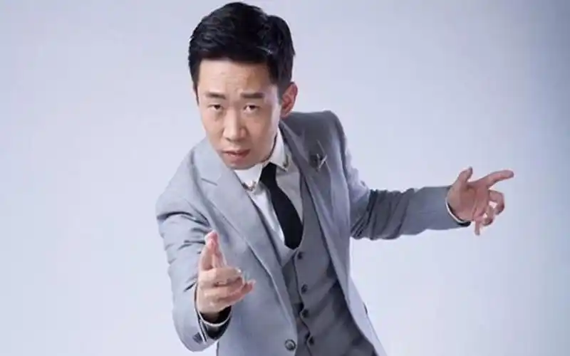 从籍籍无名到综艺天王,谁才是杨迪成名背后的"贵人"?