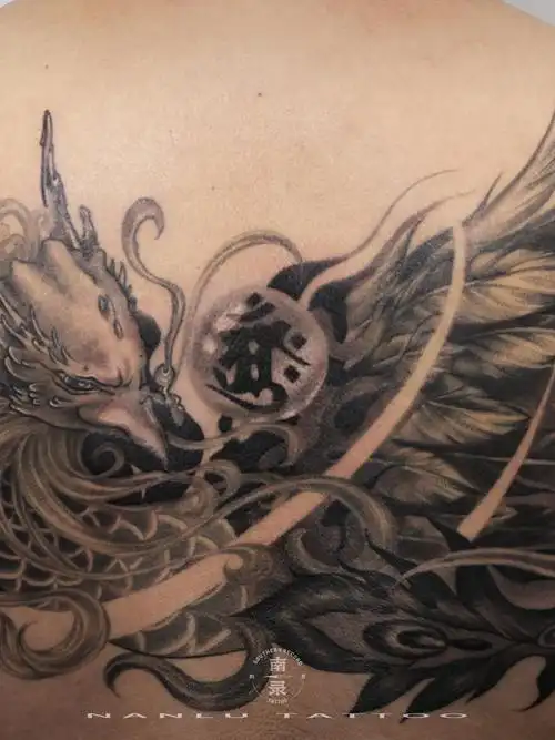 凤凰半背_纹身图案手稿图片_文杰的纹身作品集