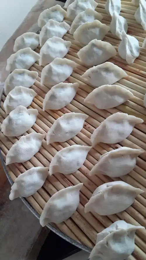 自己包的饺子