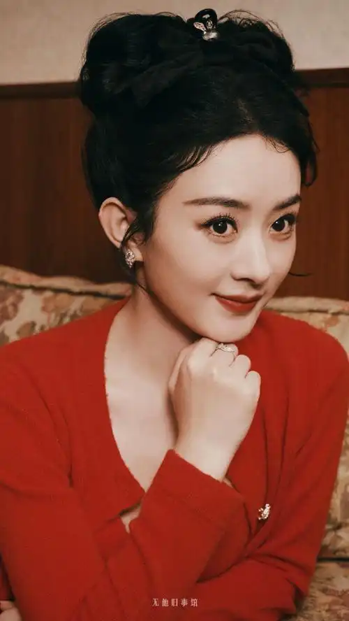 赵丽颖红裙蝴蝶结盘发造型##赵丽颖新年手机壁纸大片