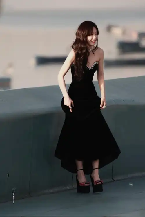 徐梦洁抹胸礼服##淘宝红人之夜