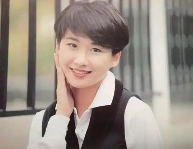 凭"相思风雨中"一炮而红,36岁未婚生子,汤宝如都经历了啥?插图1