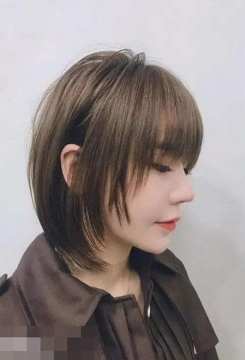 大盘点女孩子锡纸烫头发造型双重潮流度的女孩子卷烫发