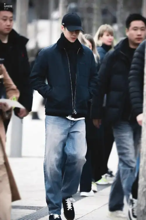 王一博别针扣裤腰##王一博