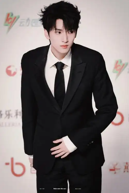 严浩翔姐姐快到怀里来