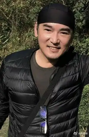 54岁焦恩俊近照状态