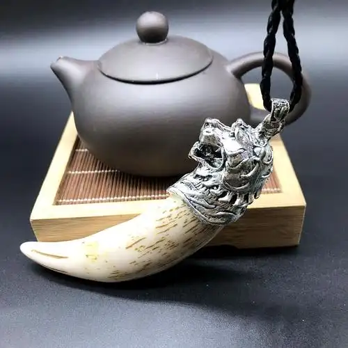 厂家直销精美仿古做旧骨雕牙雕挂件白铜老虎头镶牙齿吊坠挂饰