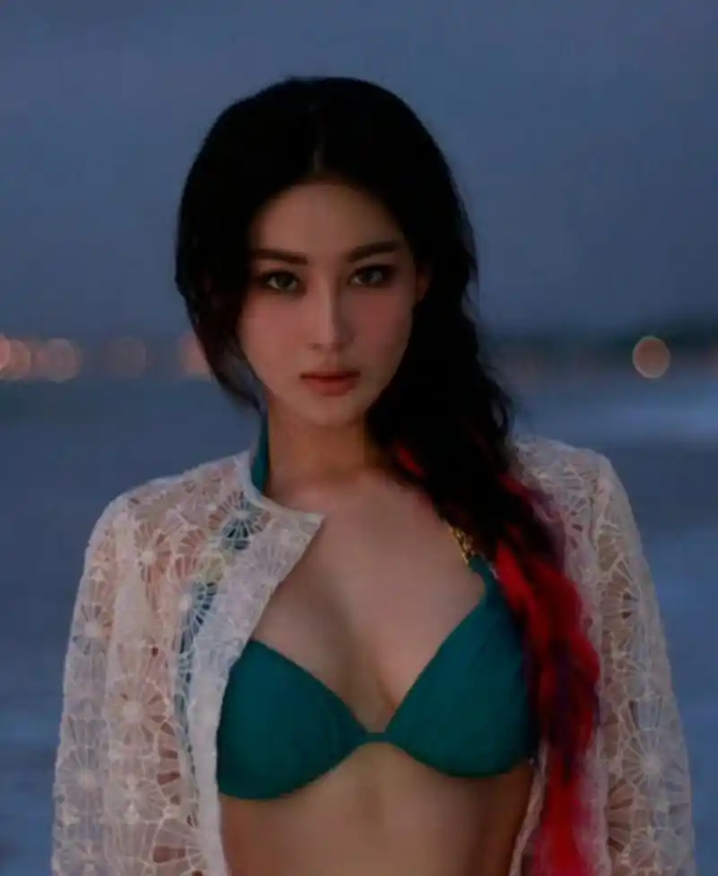 张馨予以前的写真照,上身真是美好