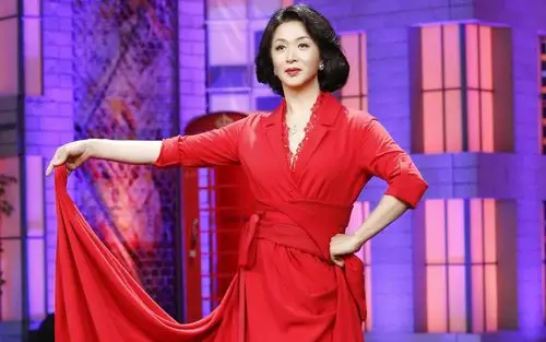 金星早年舞蹈视频合集18岁时少年翩翩起舞,高难度动作堪称完美-影视综