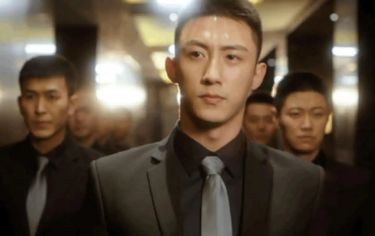 黄景瑜不止帅的当头像,壁纸也是!