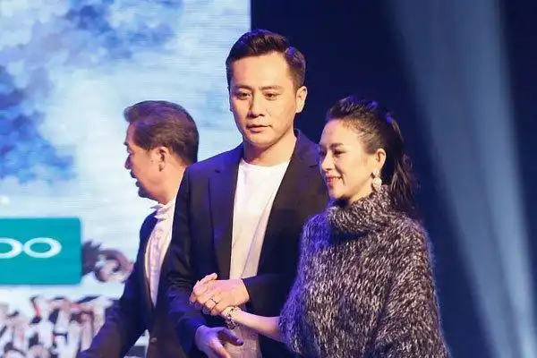 章子怡和刘烨是真吵还是演戏当众打起来了什么节目