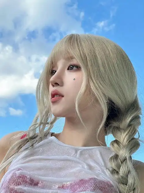 宋雨琦真的好像人间芭比啊!